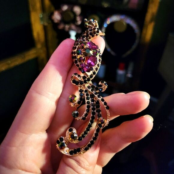 Multicolored Peacock Brooch - Picture 1 of 4